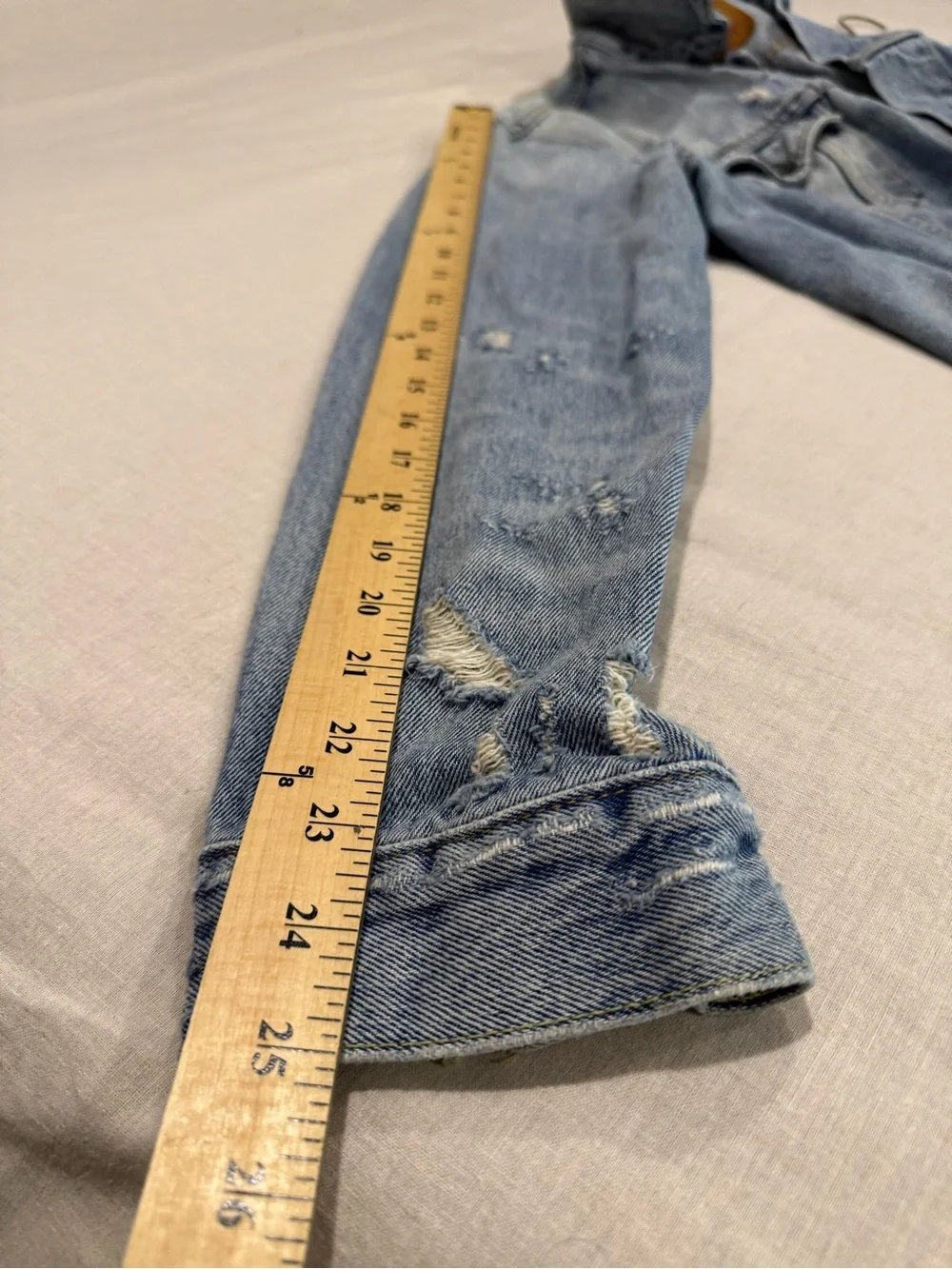 Levi's Light Wash Distressed Denim Trucker Jacket - Men's size Large